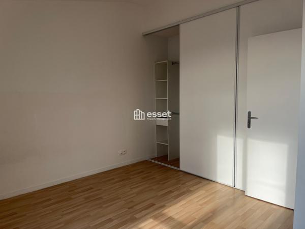 Location Appartement 5 pièces 125.52 m² - La Garenne-colombes 92250