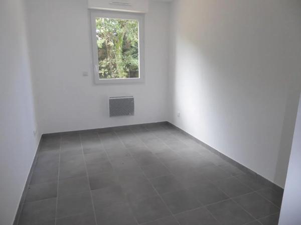 Maison à louer à Vesseaux (07200)