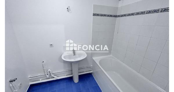 Location Appartement 4 pièces 102.12 m² - Rueil-malmaison 92500