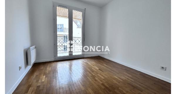 Location Appartement 4 pièces 102.12 m² - Rueil-malmaison 92500