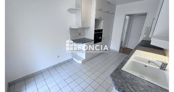 Location Appartement 4 pièces 102.12 m² - Rueil-malmaison 92500