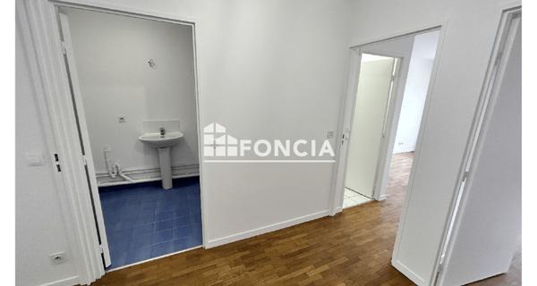 Location Appartement 4 pièces 102.12 m² - Rueil-malmaison 92500