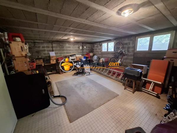 Vente                                                      Maison
                        
                     8 pièces                      188 m2                     à Serris