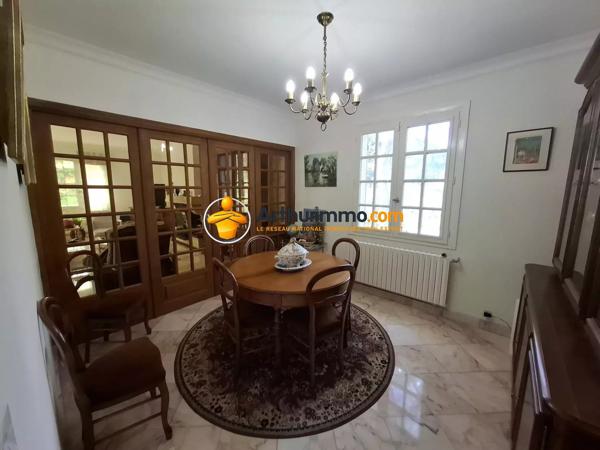 Vente                                                      Maison
                        
                     8 pièces                      188 m2                     à Serris