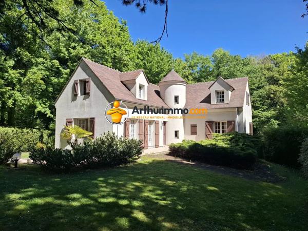 Vente                                                      Maison
                        
                     8 pièces                      188 m2                     à Serris