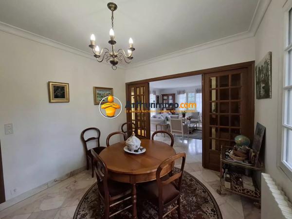 Vente                                                      Maison
                        
                     8 pièces                      188 m2                     à Serris