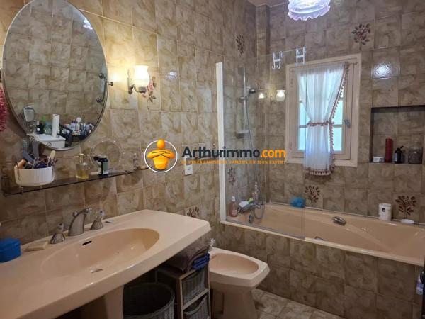 Vente                                                      Maison
                        
                     8 pièces                      188 m2                     à Serris