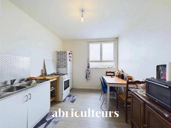 Appartement T4 89m2 lumineux locataire en place Investissement locatif à Bellevue