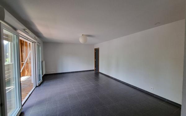 Appartement à vendre    3 pièces • 65,84 m2 Bayonne