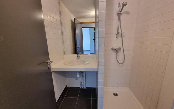 Appartement à vendre    3 pièces • 65,84 m2 Bayonne