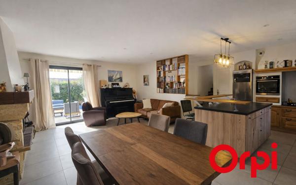 Maison à vendre    6 pièces • 114 m2 Grigny