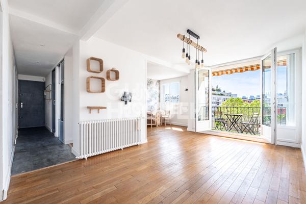 Appartement Asnieres Sur Seine 3 pièces avec balcon (2,75 m²)