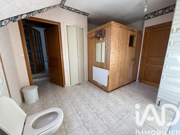 Maison à vendre 9 pièces 213 m² Scaër