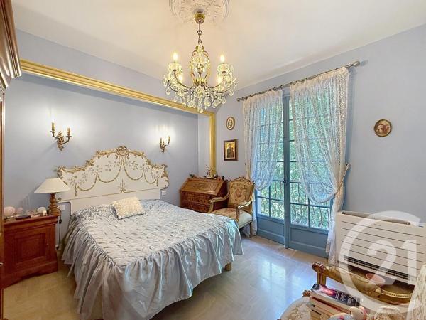 Maison à vendre  7 pièces - 187 m 2   VENCE  - 06