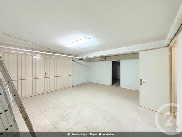 Maison à vendre  7 pièces - 187 m 2   VENCE  - 06