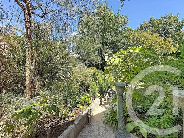 Maison à vendre  7 pièces - 187 m 2   VENCE  - 06