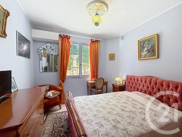 Maison à vendre  7 pièces - 187 m 2   VENCE  - 06