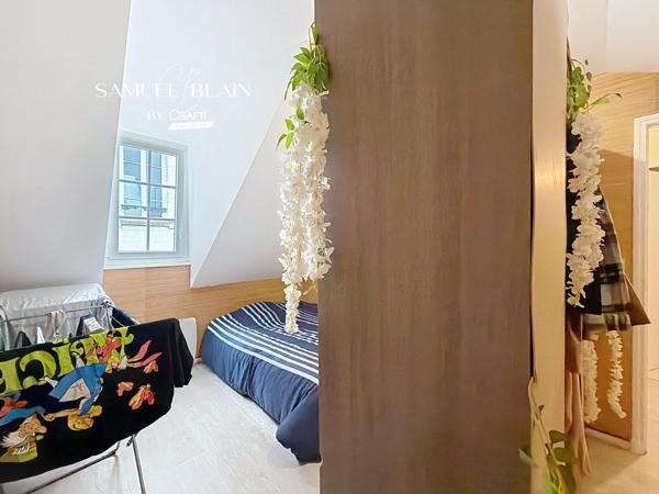 Salon poutres apparentes, T4 duplex 3 chambres