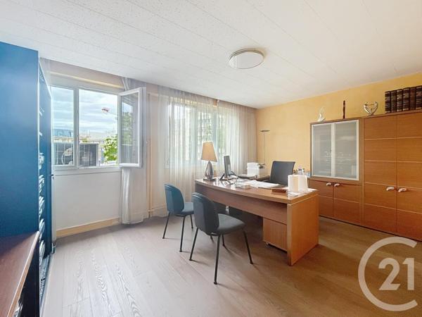 Appartement Local à vendre  1 pièce - 238,20 m2 TROYES - 10