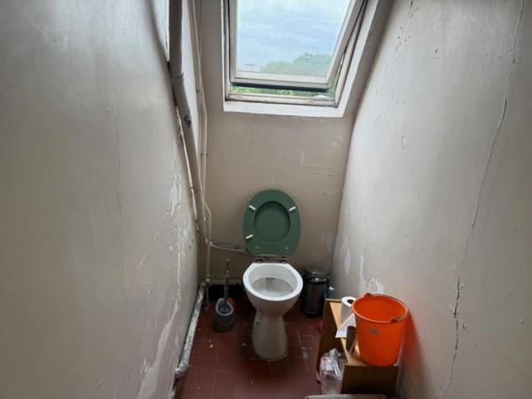 Vente                                                      Appartement
                        
                     1 pièces                      8 m2                     à Paris 5