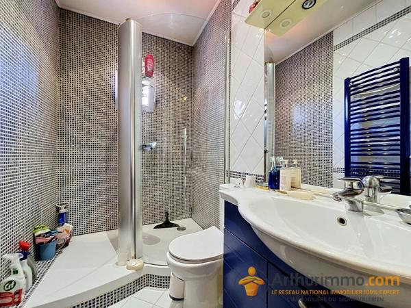 Vente                                                      Maison
                        
                     5 pièces                      94 m2                     à Nanterre