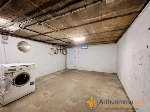 Vente                                                      Maison
                        
                     5 pièces                      94 m2                     à Nanterre