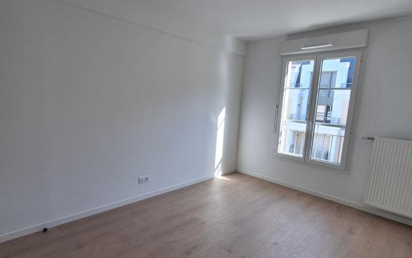 Appartement à louer    3 pièces •  Le Blanc-Mesnil