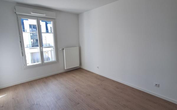 Appartement à louer    3 pièces •  Le Blanc-Mesnil