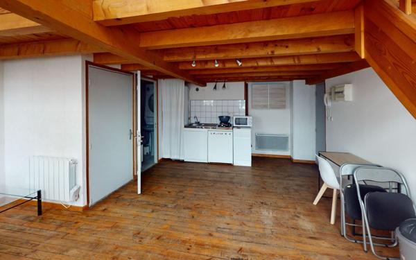 Appartement à vendre    2 pièces • 27,14 m2 Saint-Étienne