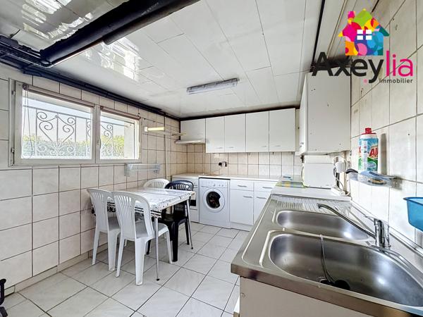 Poncins (42110) A VENDRE - PONCINS - MAISON INDIVIDUELLE AVEC TERRAIN SANS VIS A VIS