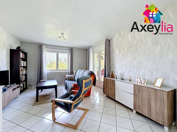 Poncins (42110) A VENDRE - PONCINS - MAISON INDIVIDUELLE AVEC TERRAIN SANS VIS A VIS