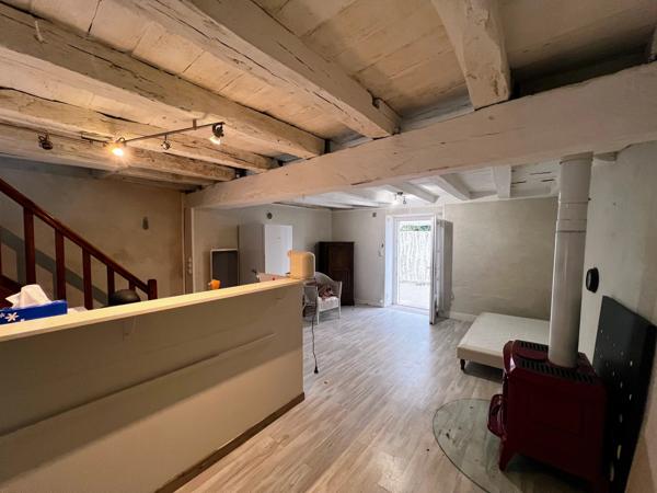Maison de caractère, dans le coeur historique de BELLAC