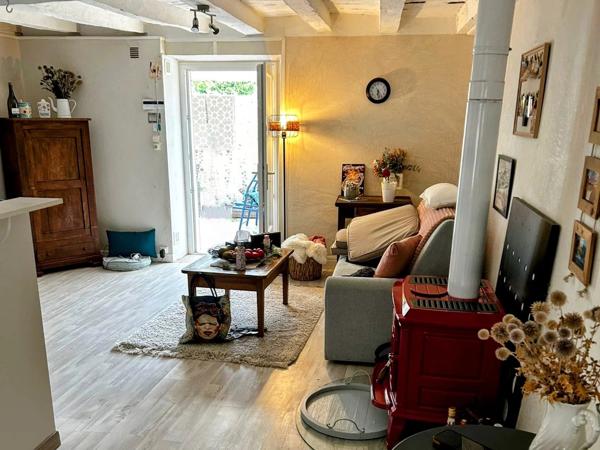 Maison de caractère, dans le coeur historique de BELLAC