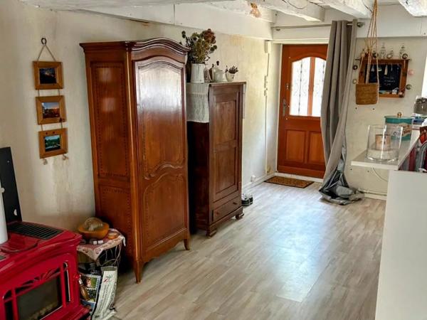 Maison de caractère, dans le coeur historique de BELLAC