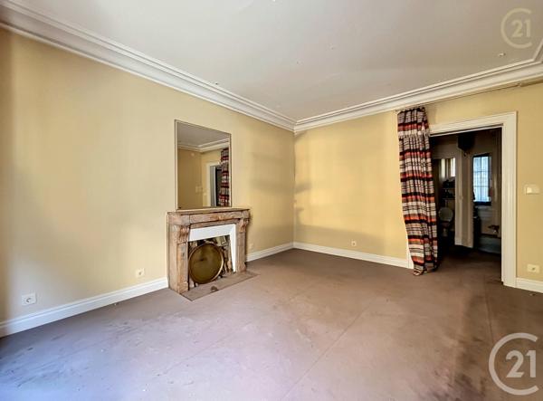 Appartement F3 à vendre  3 pièces - 54 m 2   PARIS  - 75018