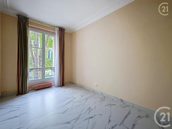 Appartement F3 à vendre  3 pièces - 54 m 2   PARIS  - 75018