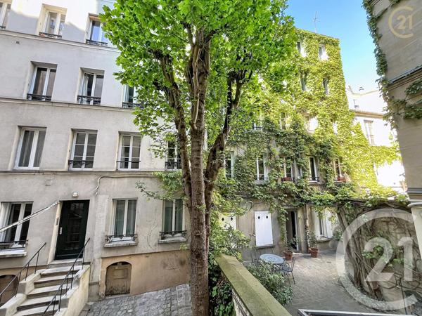 Appartement F3 à vendre  3 pièces - 54 m 2   PARIS  - 75018
