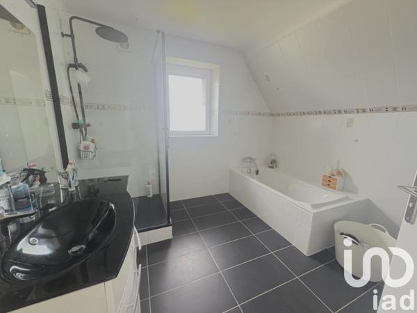 House for sale 8 rooms 195 m² Quimperlé