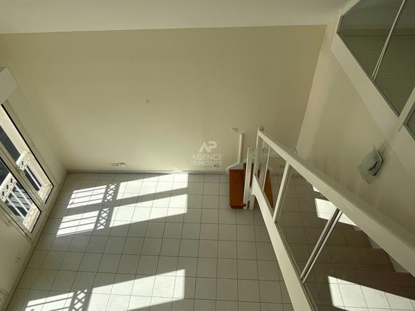 Appartement Maisons Laffitte 3 pièce(s) 54.16 m2 - ascenseur - hyper centre €375 000 ** - Référence 4511