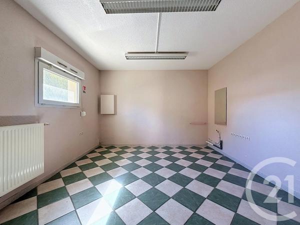 Immeuble à vendre  491 m 2   ST DENIS LES SENS  - 89