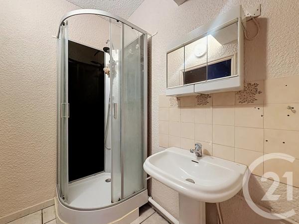 Immeuble à vendre  491 m 2   ST DENIS LES SENS  - 89