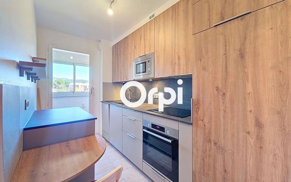 Appartement à vendre    3 pièces • 59,60 m2 Sanary-sur-Mer