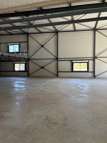 LOCAUX DOMMARTIN LES TOUL