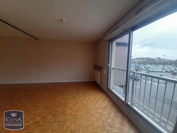 Appartement à louer 1 pièce 32.16m²