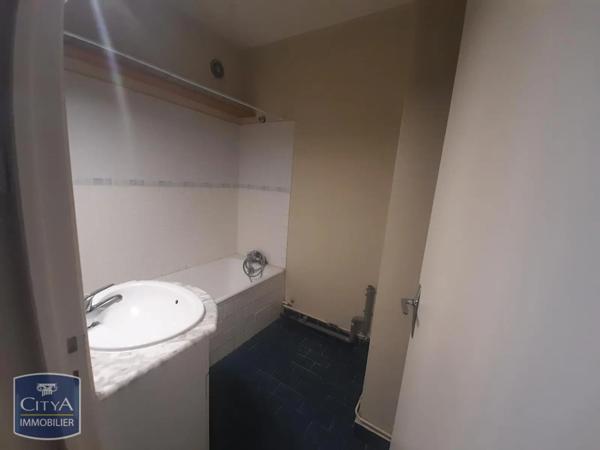 Appartement à louer 1 pièce 32.16m²