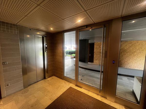 Appartement Lumineux de 3 pièces 47.8 m2 - Vaugirard Paris 15