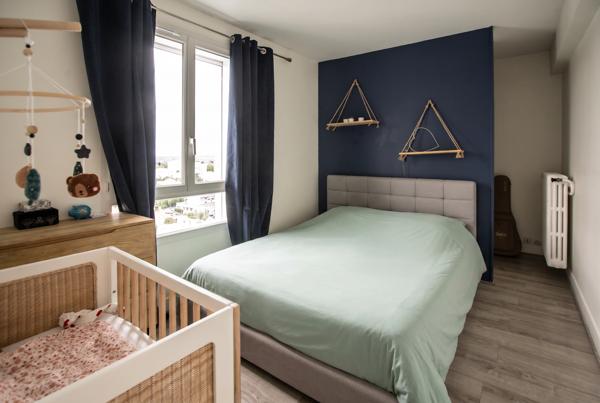 Appartement
         3 pièces
        - 57 m² 285 000 € *