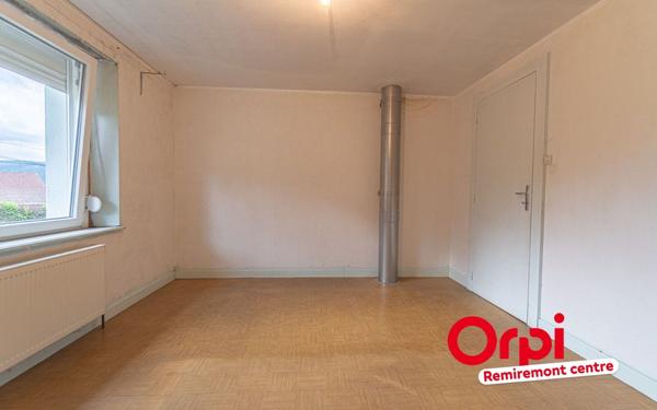 Maison à vendre    5 pièces •  Le Syndicat