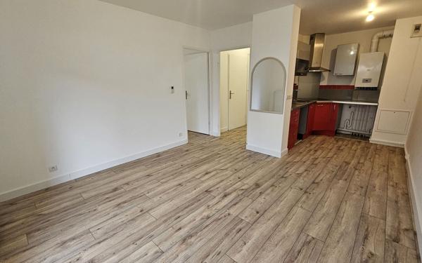 Appartement à vendre    2 pièces • 41,86 m2 Dammarie-les-Lys