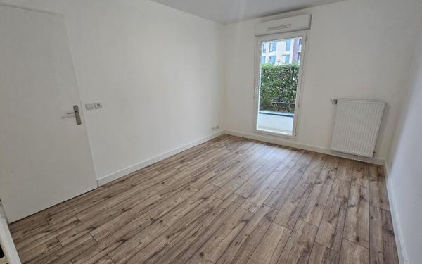 Appartement à vendre    2 pièces • 41,86 m2 Dammarie-les-Lys